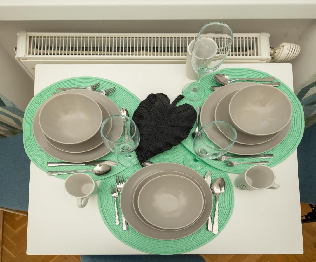 Delightful 1 Bedroom Near Schoenbrunn And Westbahnhof With Big Porch Bécs Kültér fotó