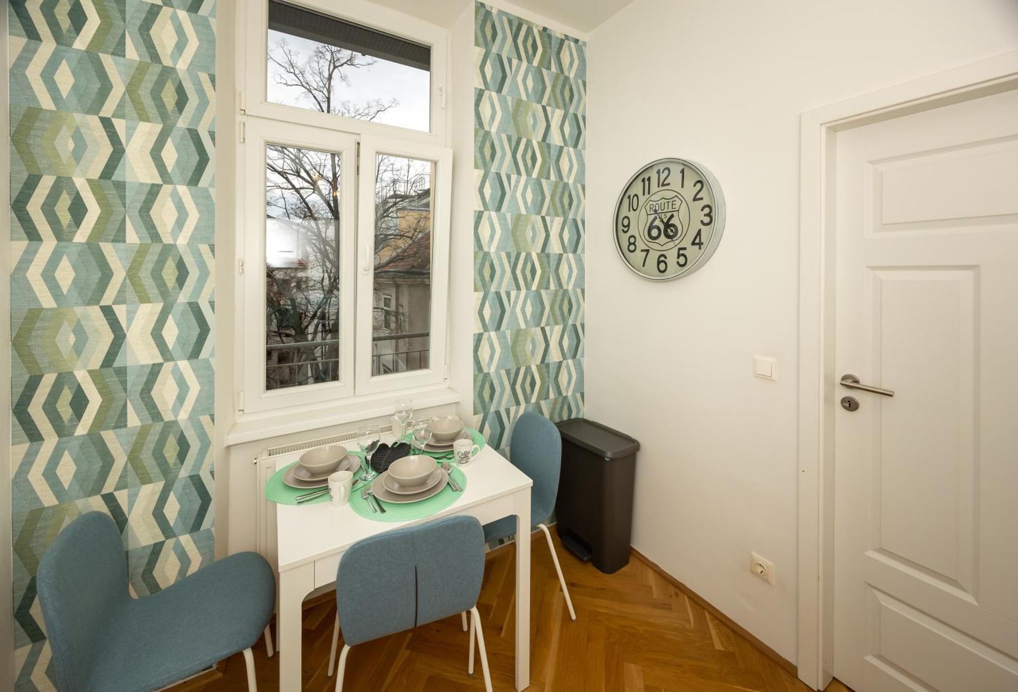Delightful 1 Bedroom Near Schoenbrunn And Westbahnhof With Big Porch Bécs Kültér fotó